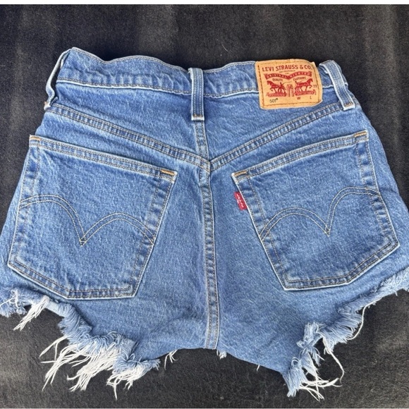 Levi’s 501 Women’s Denim Cutoff Shorts W24 Button Fly High Rise Frayed Hem - Picture 2 of 4
